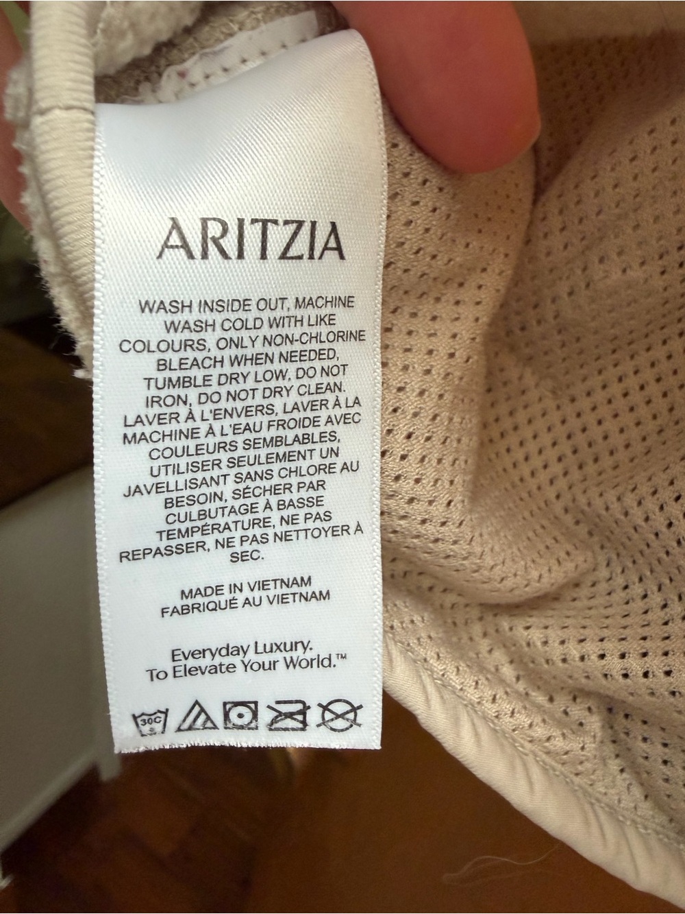 Aritzia Polartec Thermal pro full zip - Picture 5 of 5